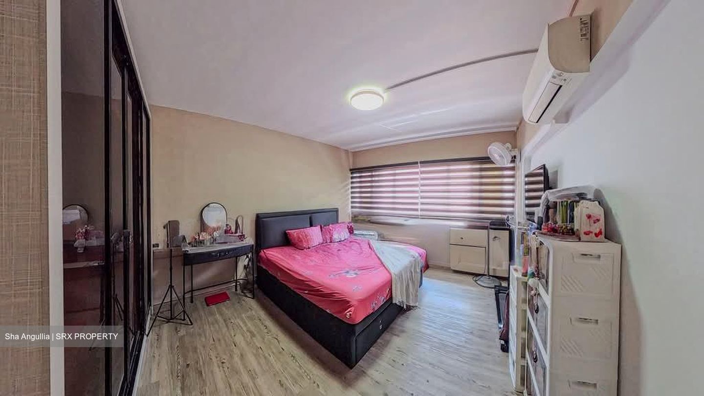 Blk 121 Bukit Batok Central (Bukit Batok), HDB Executive #566619181